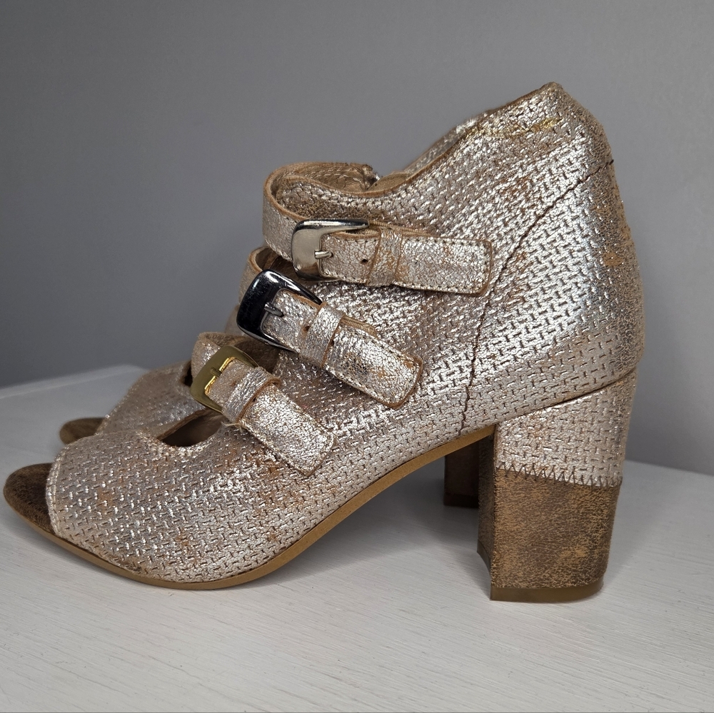 Unity in Diversity "Comfortably Hip" Metallic Leather Heeled Sandals